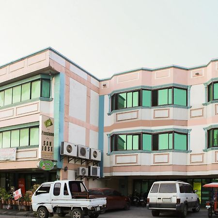 OYO 499 Le Pensione De San Jose Tagbilaran Extérieur photo
