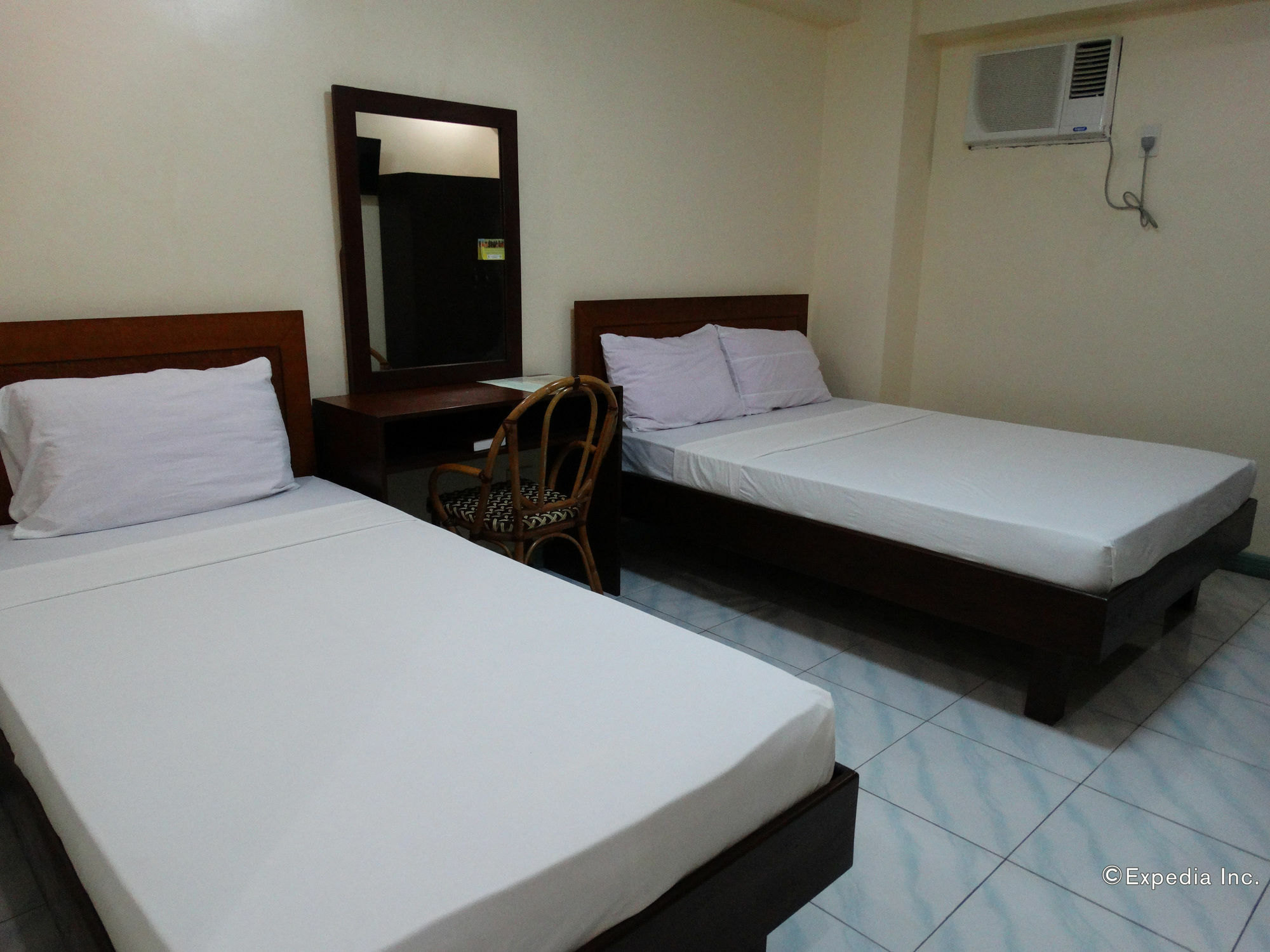 OYO 499 Le Pensione De San Jose Tagbilaran Extérieur photo